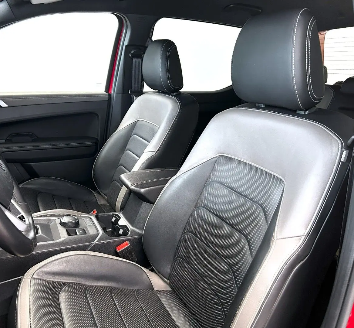 Amarok 3.0TDI V6 AVENTURA °Rollo°Leder°AHK°