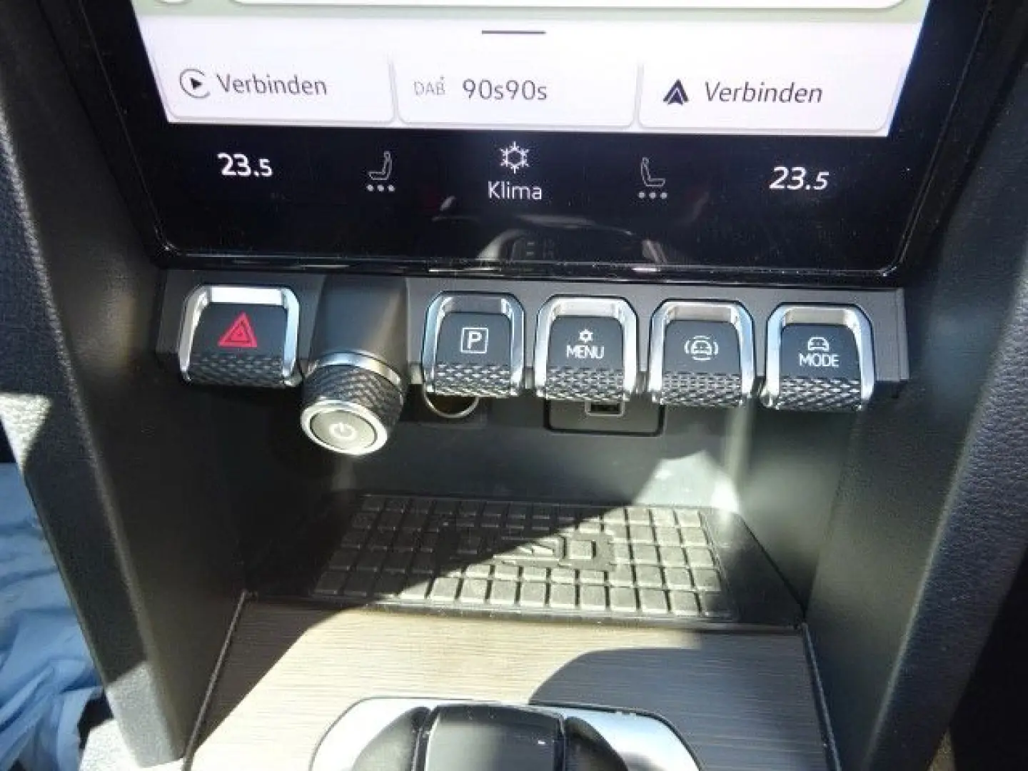 Amarok Doka 241PS Autm. Style 4Motion Standhzg