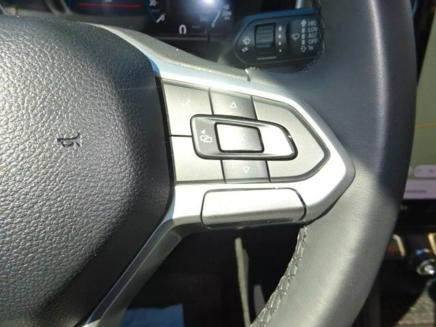 Amarok Doka 241PS Autm. Style 4Motion Standhzg