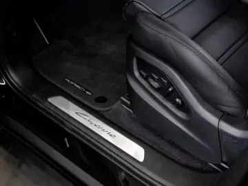 Porsche Cayenne Coupe E-Hybrid SpDes SpAbg LUFT