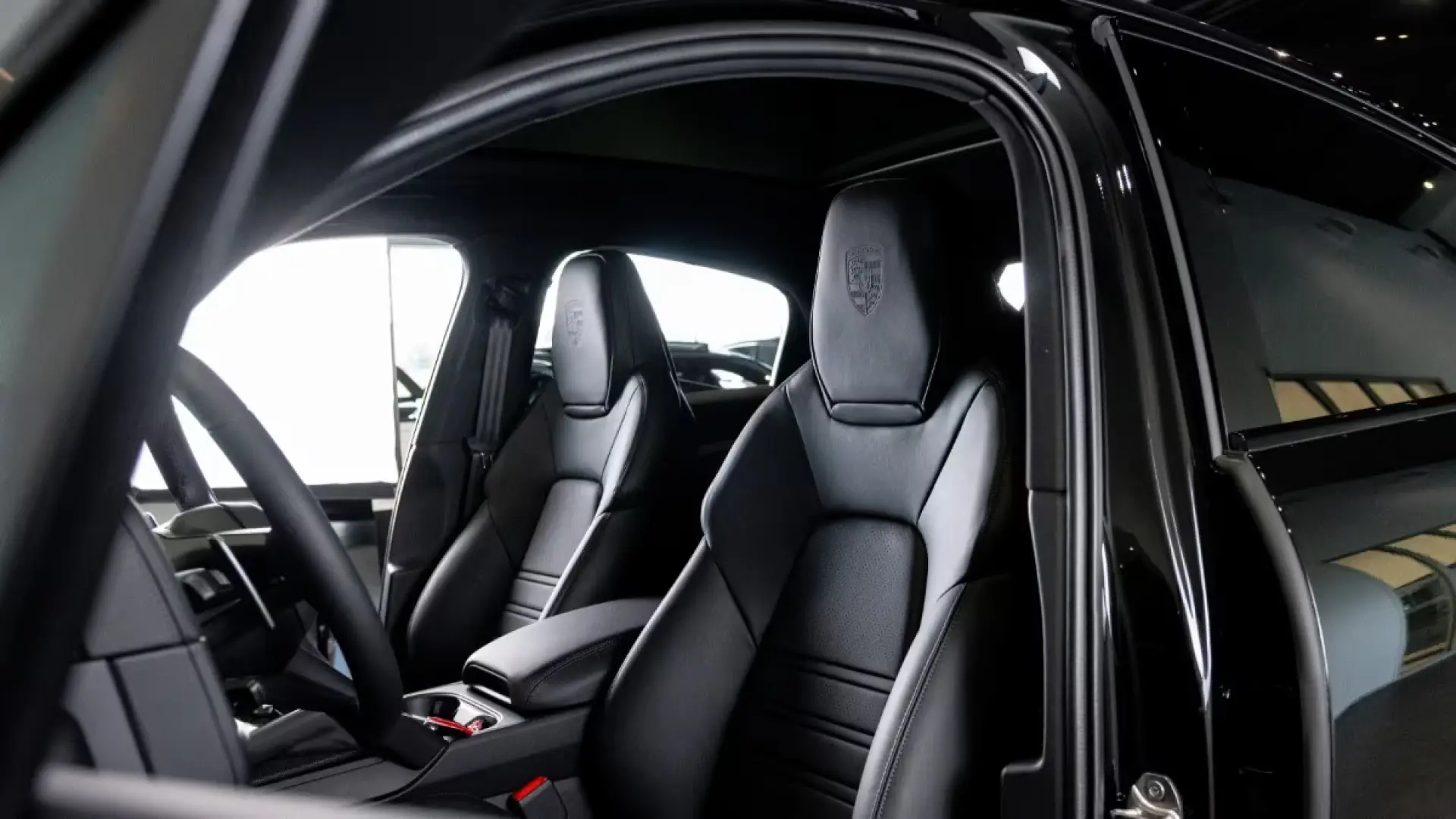 Porsche Cayenne Coupe E-Hybrid SpDes SpAbg LUFT