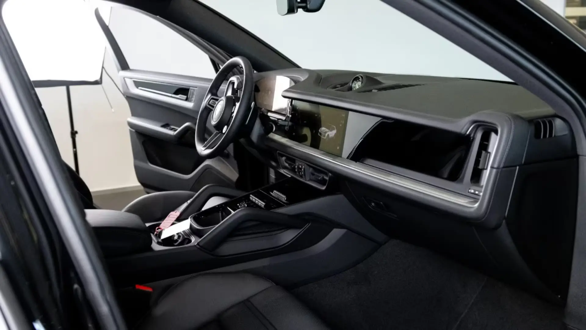 Porsche Cayenne Coupe E-Hybrid SpDes SpAbg LUFT