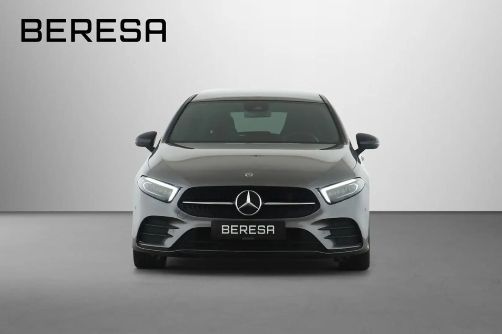 A 180 AMG Night Pano.-Dach LED Kamera Ambiente