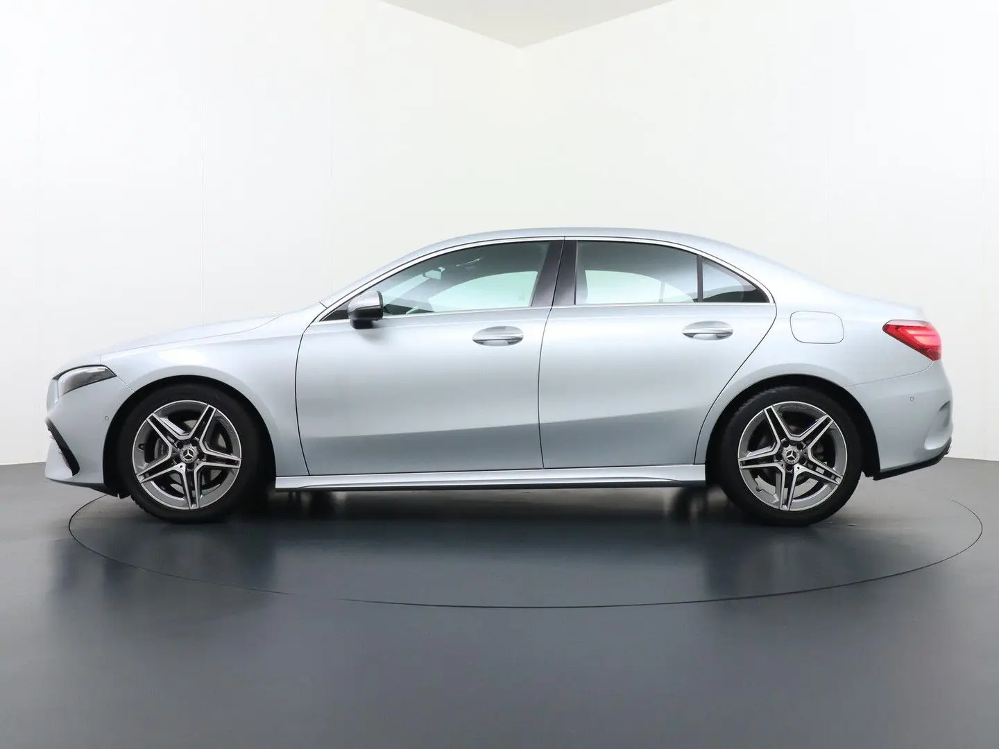 A 180 Star Edition AMG Line