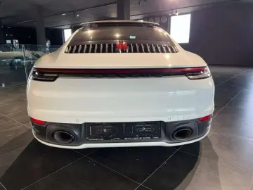 Porsche 911 Coupe 3.0 Carrera S auto
