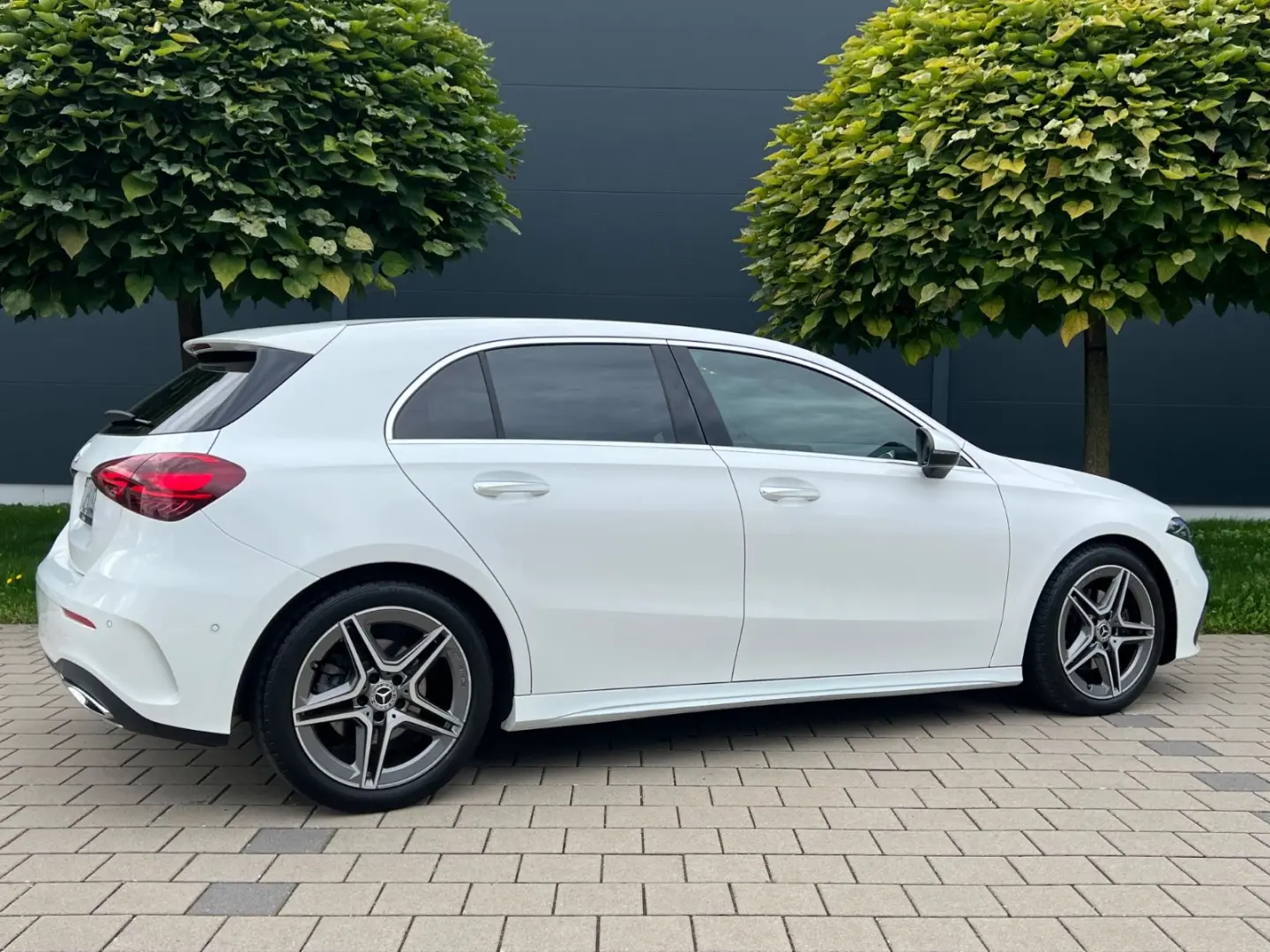 A200 AMG Line |BURMESTER|MBUX|KAM|LED|DAB|TOP