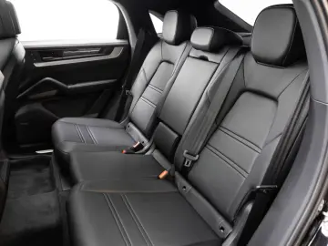 Porsche Cayenne E-Hybrid Coupe