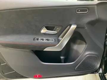 A 180 Kompaktlimousine AMG, Kamera, MuB, LED