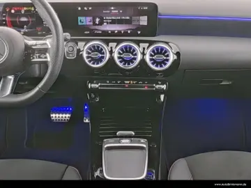 A 200 AMG-LINE+/NIGHT/LED/KAMERA/MBUX-PREMIUMSHZ