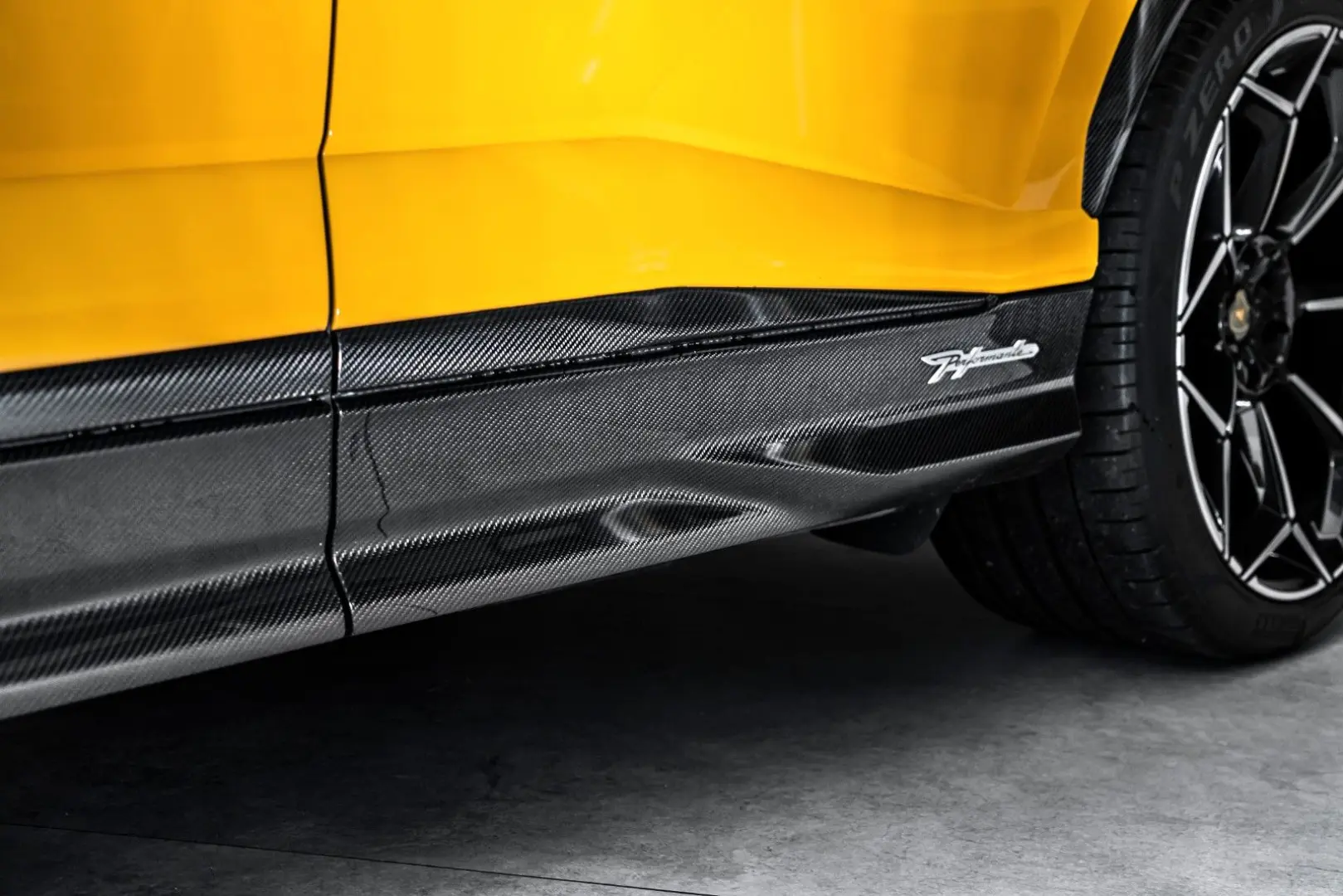 Urus 4.0 V8 Performante*Keramik*Carbon*Pano