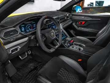 Urus 4.0 V8 Performante*Keramik*Carbon*Pano
