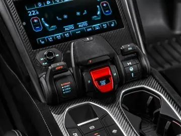 Urus 4.0 V8 Performante*Keramik*Carbon*Pano