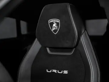 Urus 4.0 V8 Performante*Keramik*Carbon*Pano