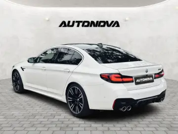 BMW M5 xDrive Carbon /LASER /HUD /B&W /ACC /