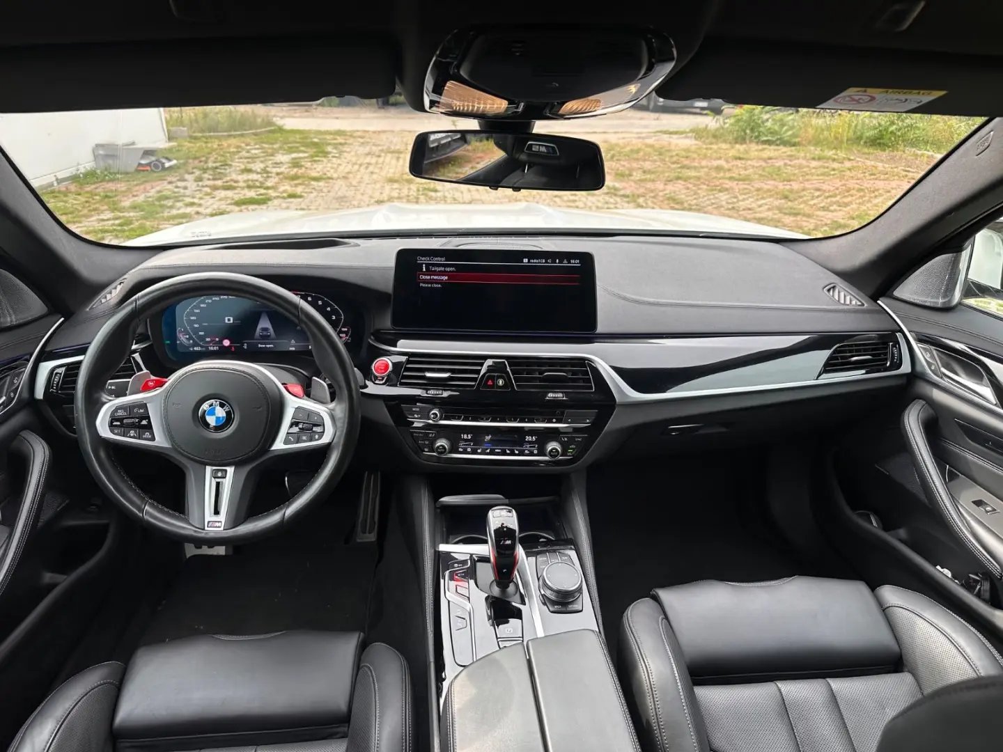 BMW M5 xDrive Carbon /LASER /HUD /B&W /ACC /