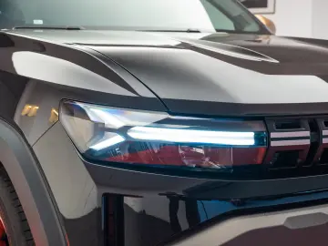 Dacia Duster - Echipare Extreme - Hybrid