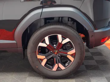 Dacia Duster - Echipare Extreme - Hybrid