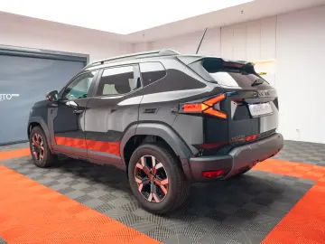 Dacia Duster - Echipare Extreme - Hybrid