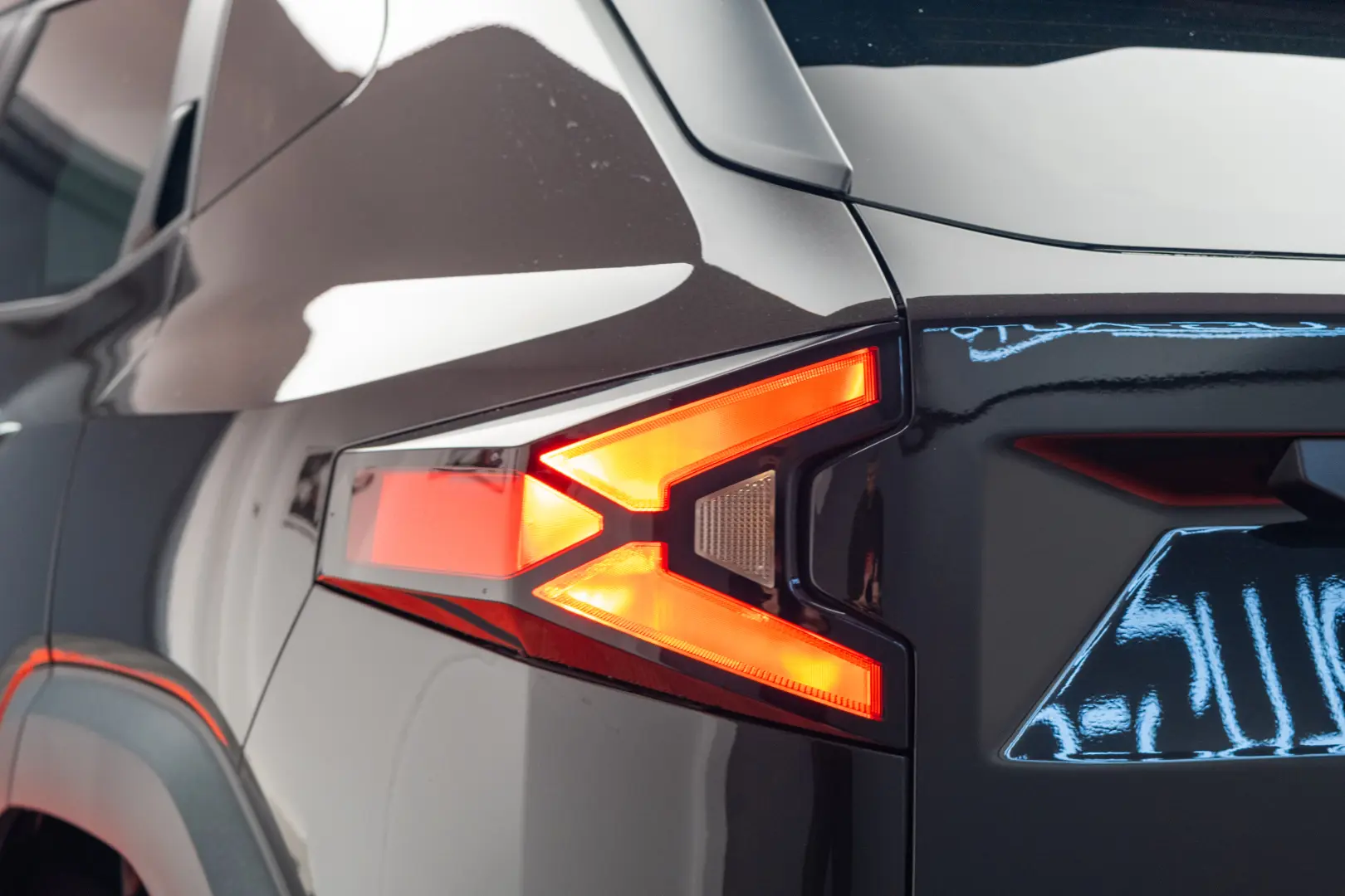 Dacia Duster - Echipare Extreme - Hybrid