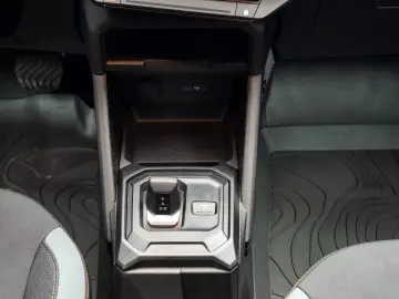 Dacia Duster - Echipare Extreme - Hybrid