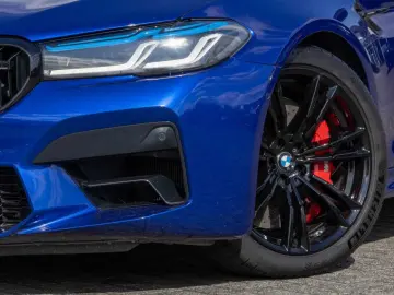 BMW M5 Competition DriversPack B&W Laser