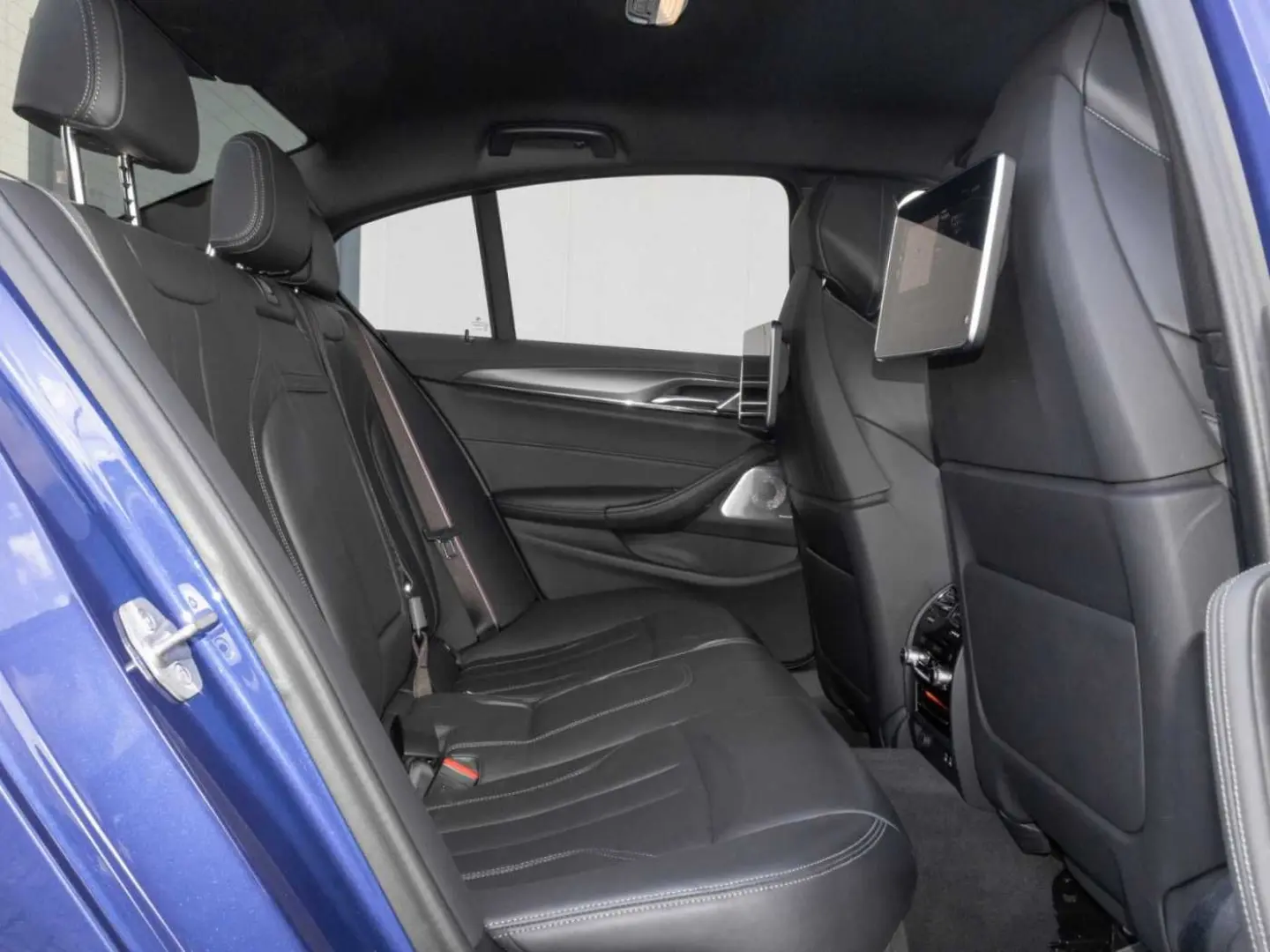 BMW M5 Competition DriversPack/B&W/Laser