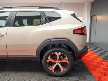 Dacia Duster - Echipare Journey - Hybrid