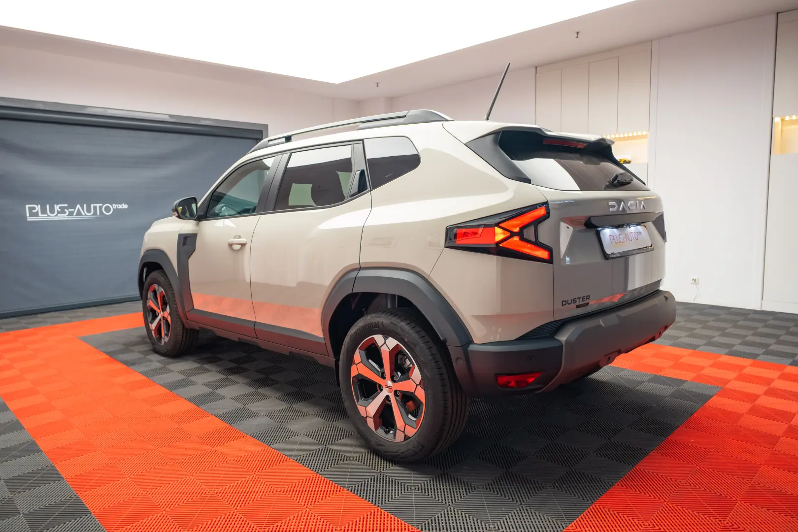 Dacia Duster - Echipare Journey - Hybrid
