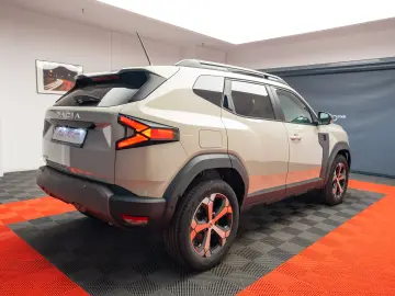 Dacia Duster - Echipare Journey - Hybrid