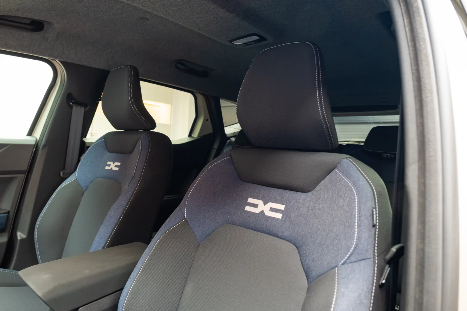 Dacia Duster - Echipare Journey - Hybrid