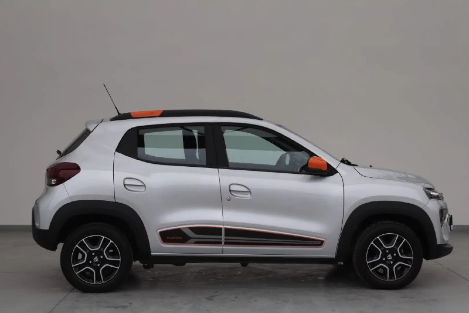 DACIA SPRING BEV 27kWh Cargo Auto