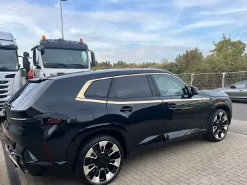 BMW XM V8 LederDeepLagoon!