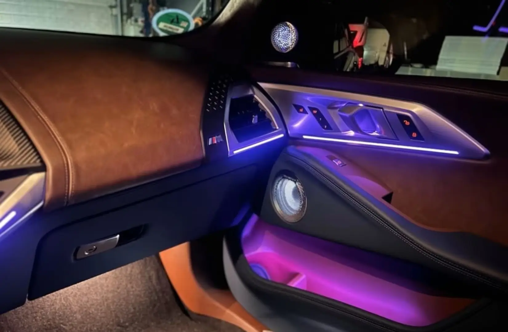 BMW XM V8 LederDeepLagoon!