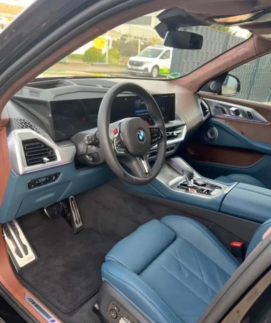 BMW XM V8 LederDeepLagoon!