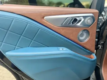 BMW XM V8 LederDeepLagoon!