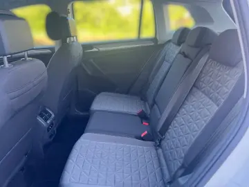 Tiguan Life AHK*STANDHEIZ*LED*RFK*PDC*LM AHK