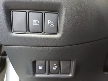 Toyota C-HR 2,0 Hybrid C-LUB CVT