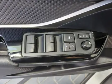 Toyota C-HR 2,0 Hybrid C-LUB CVT