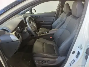 Toyota C-HR 2,0 Hybrid C-LUB CVT