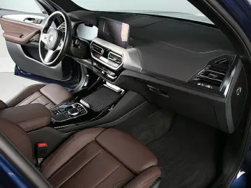 BMW iX3 Impressive AHK Laser ACC LiveCockpit HuD H&K