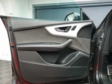 Audi Q8 55 TFSI