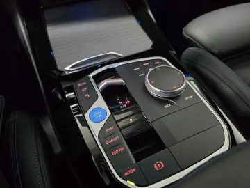 BMW iX3 M Sport *Pano*Shadow Line*