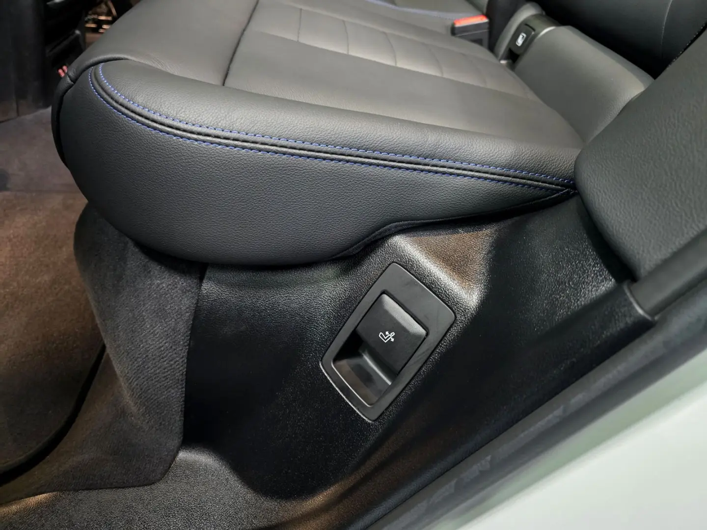 BMW iX3 M Sport *Pano*Shadow Line*