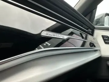 AUDI Q8 50TDI