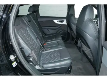 Q7 50 TDI S line  Pano+Matrix+ACC+HuD+S-Sitz+7-S
