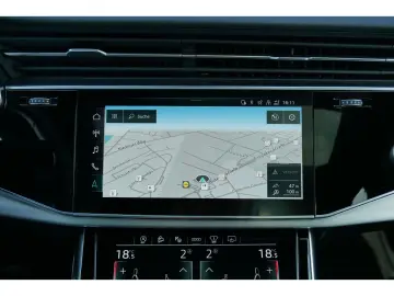 Q7 50 TDI S line  Pano+Matrix+ACC+HuD+S-Sitz+7-S