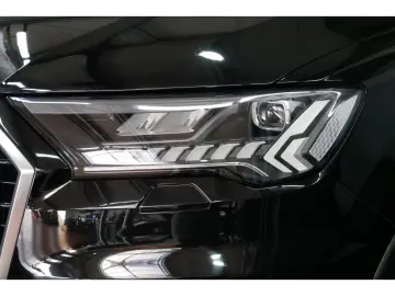 Q7 50 TDI S line  Pano+Matrix+ACC+HuD+S-Sitz+7-S