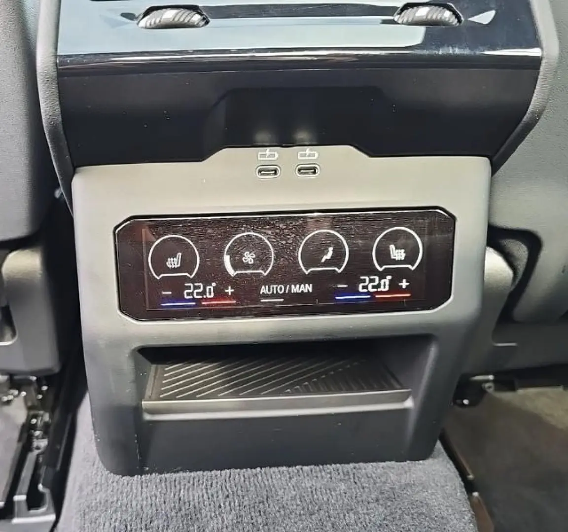 BMW  i5  M60 M-SportPRO+Head-Up+B&W-Sound+Pano