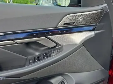 BMW  i5  M60 M-SportPRO+Head-Up+B&W-Sound+Pano