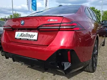 BMW  i5  M60 M-SportPRO+Head-Up+B&W-Sound+Pano